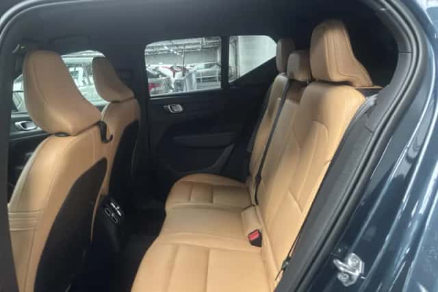 Volvo XC40 (2020) thumbnail 25