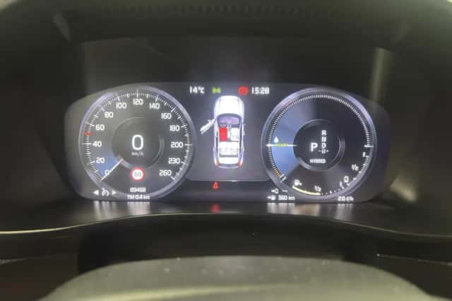 Volvo XC40 (2020) thumbnail 6