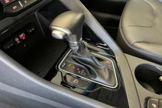 Kia Niro (2019) thumbnail 18