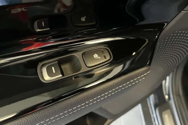 Kia Niro (2019) thumbnail 20