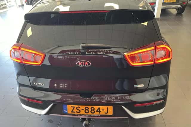 Kia Niro (2019) thumbnail 23