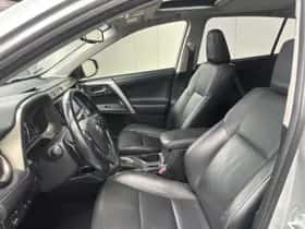 Toyota RAV4 (2014) thumbnail 4