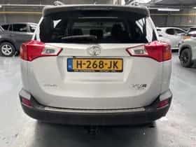 Toyota RAV4 (2014) thumbnail 38