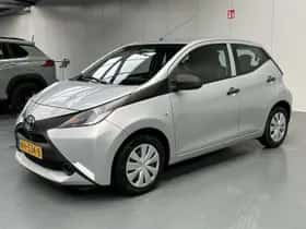 Toyota Aygo (2017) thumbnail 17
