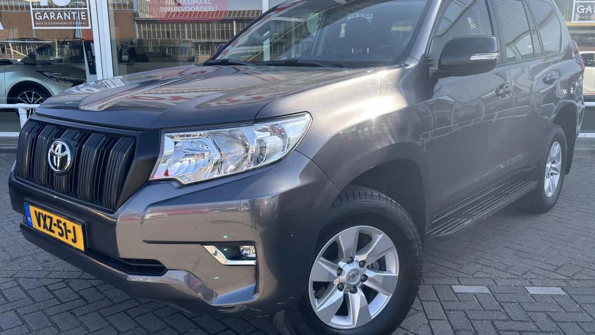 Toyota Land Cruiser (2022) — foto 1