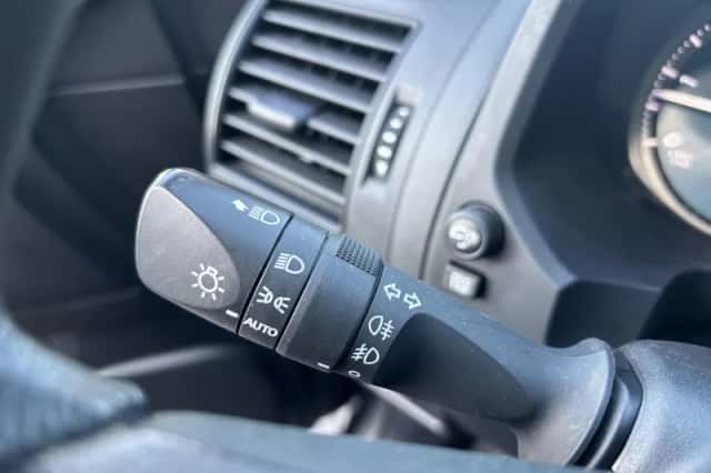 Toyota Land Cruiser (2022) thumbnail 13