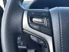 Toyota Land Cruiser (2022) thumbnail 9