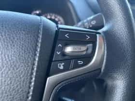 Toyota Land Cruiser (2022) thumbnail 10