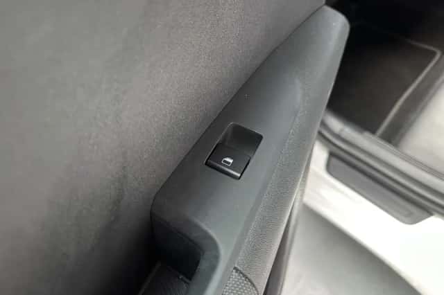 Kia Niro (2025) thumbnail 17