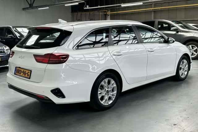 Kia Ceed Sportswagon (2025) thumbnail 23