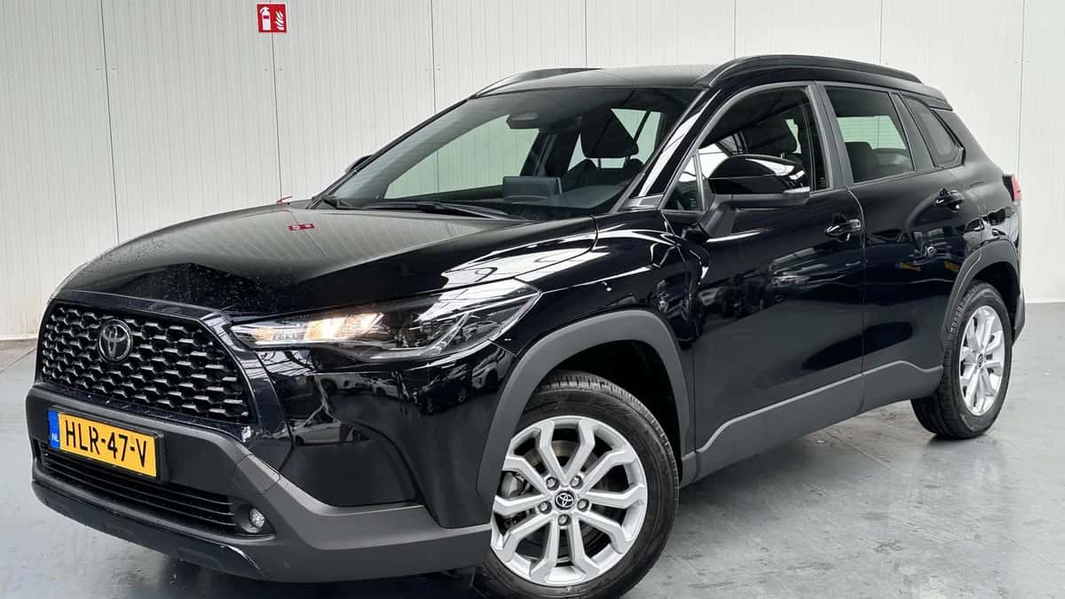 Toyota Corolla (2025) — foto 1