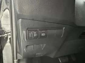 Toyota Corolla (2025) thumbnail 4