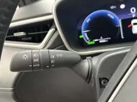 Toyota Corolla (2025) thumbnail 6
