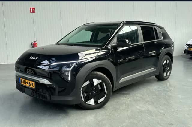Kia EV3 (2025) thumbnail 1
