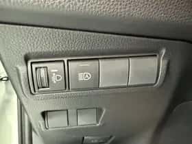 Toyota Corolla (2025) thumbnail 5