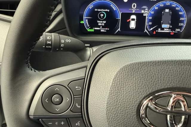 Toyota Corolla (2025) thumbnail 7