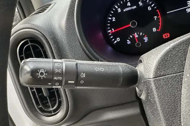 Kia Picanto (2018) thumbnail 8