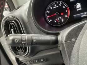 Kia Picanto (2021) thumbnail 4
