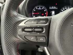 Kia Picanto (2021) thumbnail 8