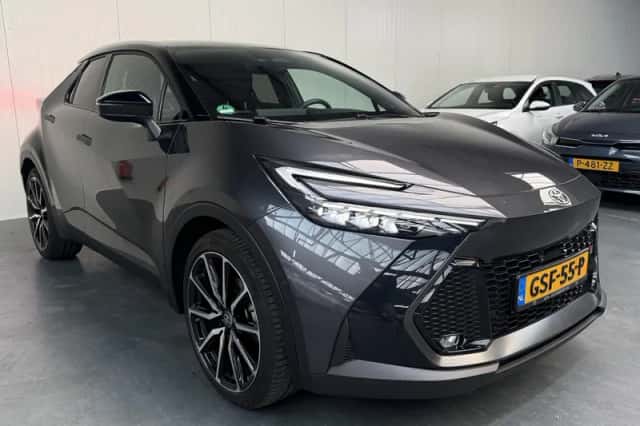 Toyota C-HR (2024) thumbnail 31