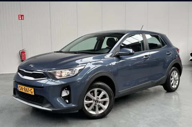 Kia Stonic (2018) thumbnail 1
