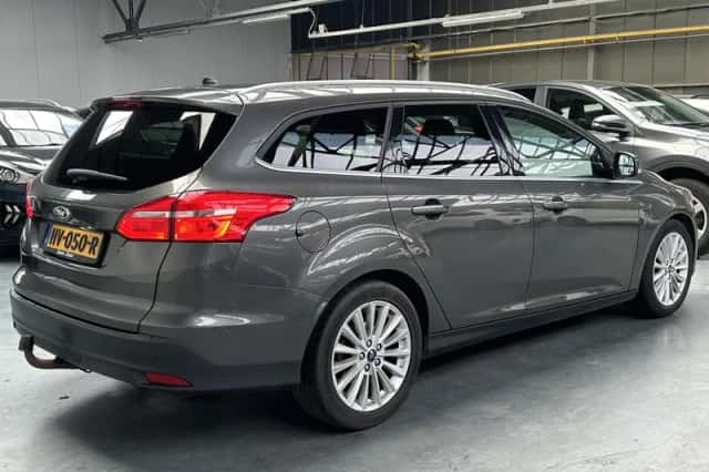 Ford Focus (2015) thumbnail 24