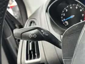 Ford Focus (2015) thumbnail 6