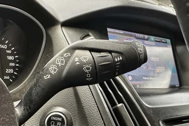 Ford Focus (2015) thumbnail 7
