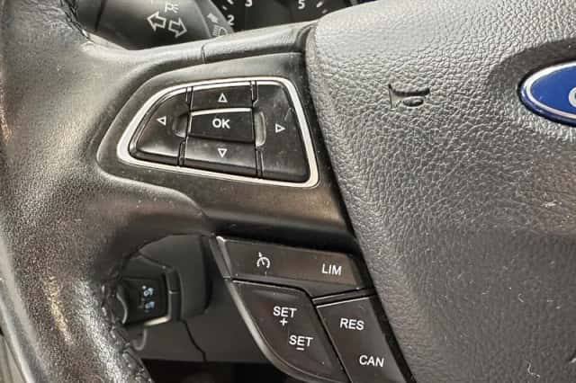 Ford Focus (2015) thumbnail 8
