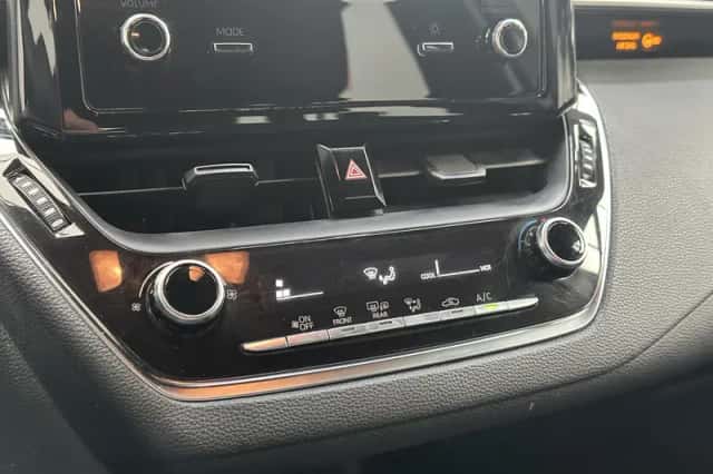 Toyota Corolla (2019) thumbnail 12