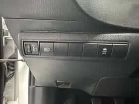 Toyota Corolla (2019) thumbnail 4