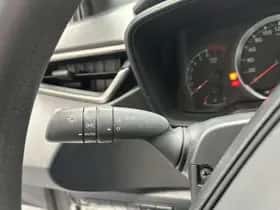 Toyota Corolla (2019) thumbnail 6