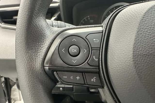 Toyota Corolla (2019) thumbnail 8
