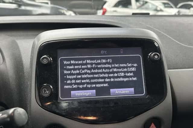 Toyota Aygo (2019) thumbnail 14