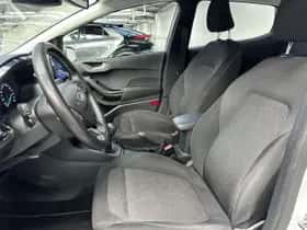 Ford Fiesta (2021) thumbnail 2