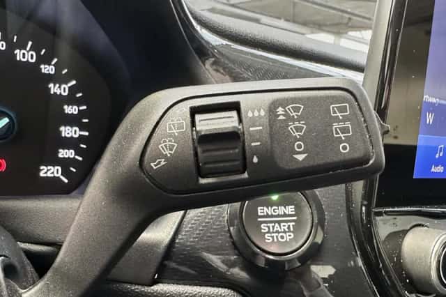 Ford Fiesta (2021) thumbnail 5