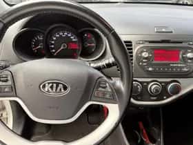 Kia Picanto (2015) thumbnail 11