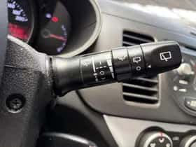 Kia Picanto (2015) thumbnail 13