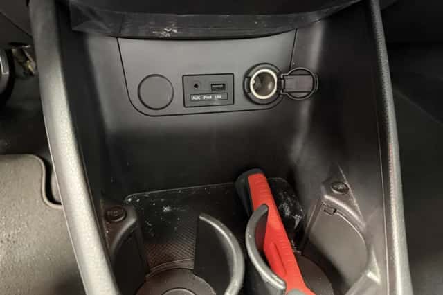 Kia Picanto (2015) thumbnail 17