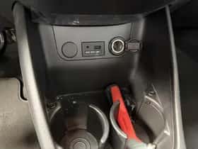 Kia Picanto (2015) thumbnail 17