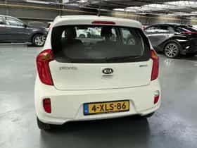 Kia Picanto (2015) thumbnail 7