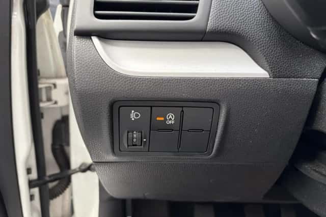 Kia Picanto (2015) thumbnail 10