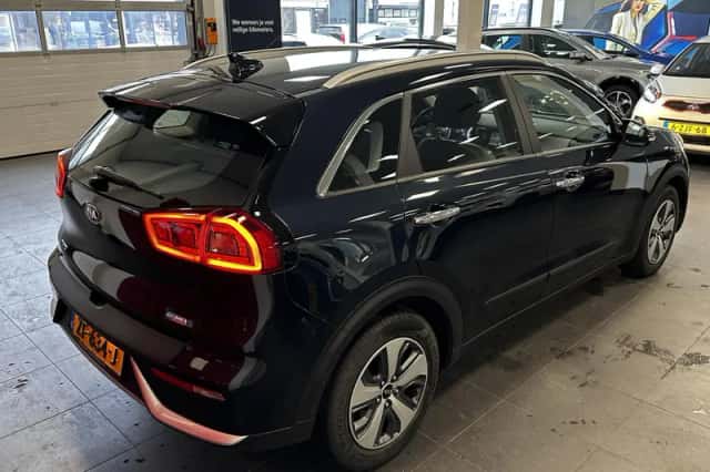 Kia Niro (2019) thumbnail 20