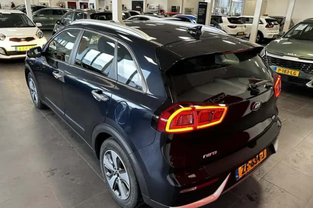 Kia Niro (2019) thumbnail 24