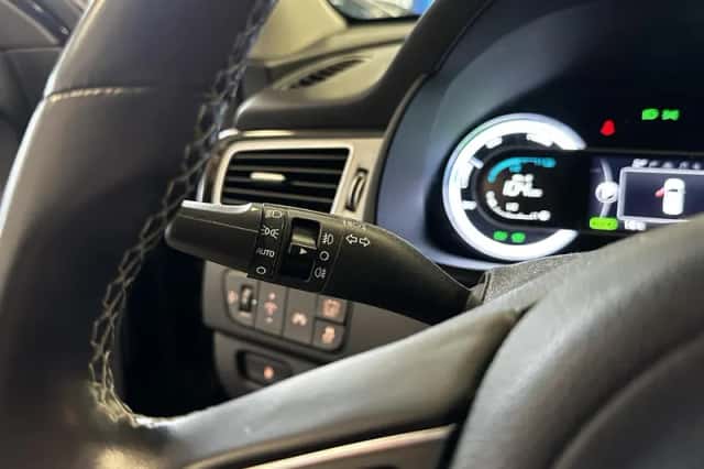 Kia Niro (2019) thumbnail 6