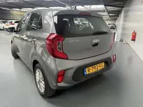 Kia Picanto (2022) thumbnail 2