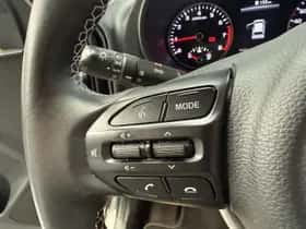 Kia Picanto (2022) thumbnail 6