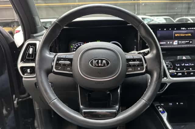 Kia Sorento (2021) thumbnail 11