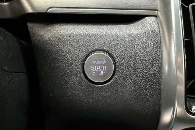 Kia Sorento (2021) thumbnail 16