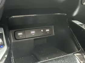 Kia Sorento (2021) thumbnail 17